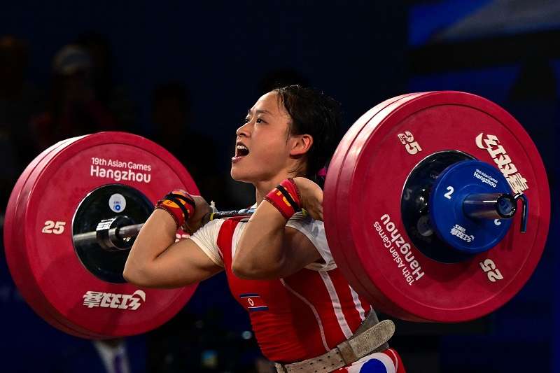 Có bí quyết nào giúp các lực sĩ cử tạ CHDCND Triều Tiên rực sáng tại Asian Games 19?