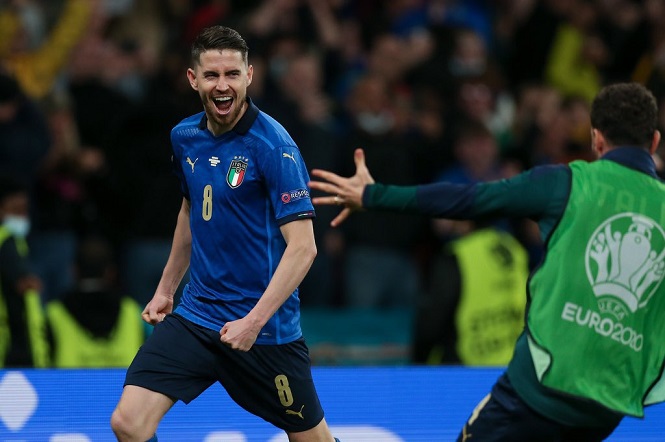 Italia chấm dứt đau khổ đá luân lưu 11m với Tây Ban Nha