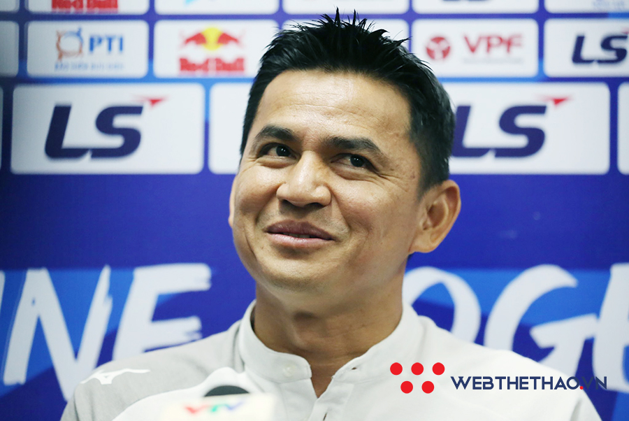 Kiatisuk đánh giá cao Hà Nội, không quên nói về chức vô địch V.League