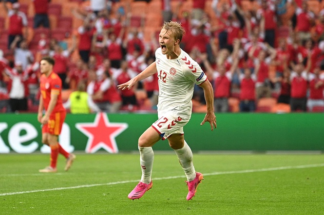 Kasper Dolberg: Từ kỷ lục chuyển nhượng ở Ligue 1 đến EURO 2021
