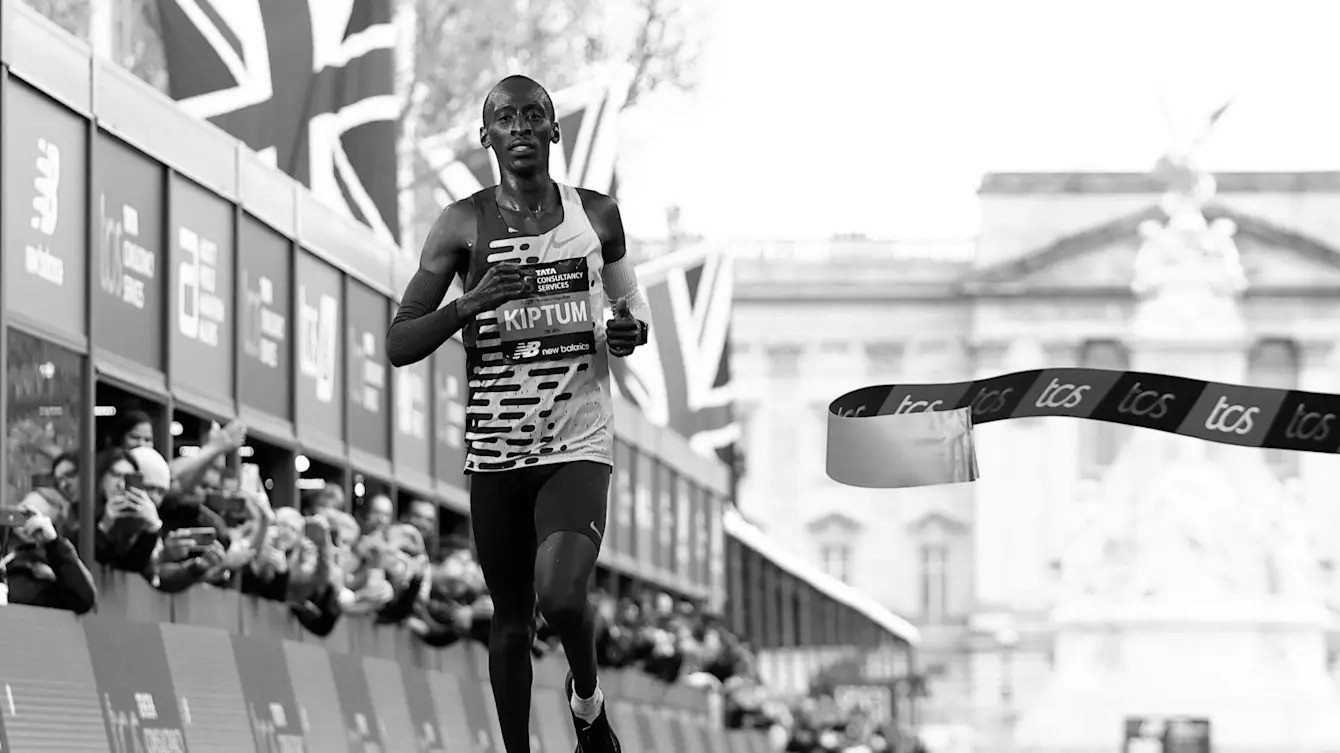 Giấc mơ chạy marathon dưới 2 giờ dang dở của Kelvin Kiptum đoản mệnh