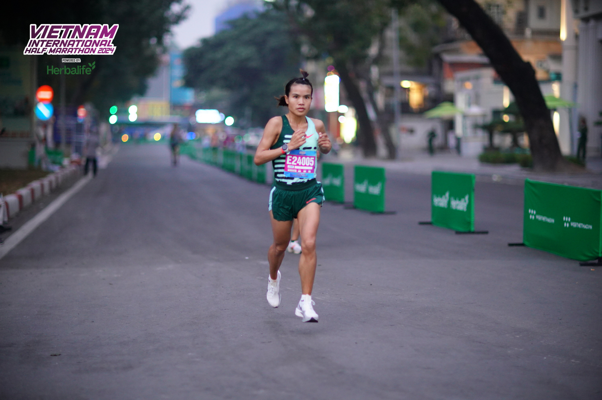 Cô gái Thái Lan mê đắm Hà Nội sau hai lần dự Giải Bán Marathon Quốc tế Việt Nam tài trợ bởi Herbalife