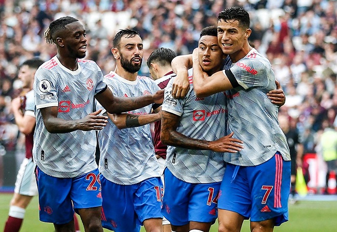 MU trải qua 6 ph&uacute;t cuối &ldquo;đi&ecirc;n rồ&rdquo; trước West Ham