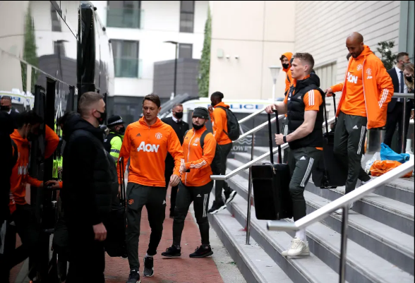 MU có bị trừ điểm sau khi trận gặp Liverpool bị hoãn? MU có bị trừ điểm sau khi trận gặp Liverpool bị hoãn?