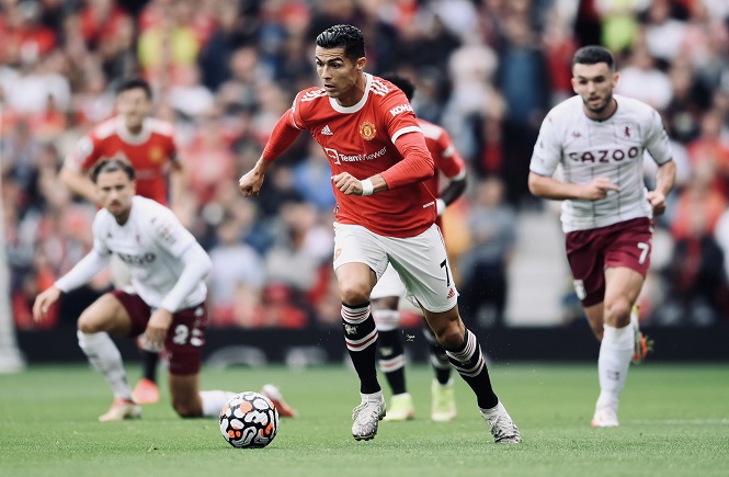 MU trắng tay sau 5 ph&uacute;t cuối cay đắng trước Aston Villa