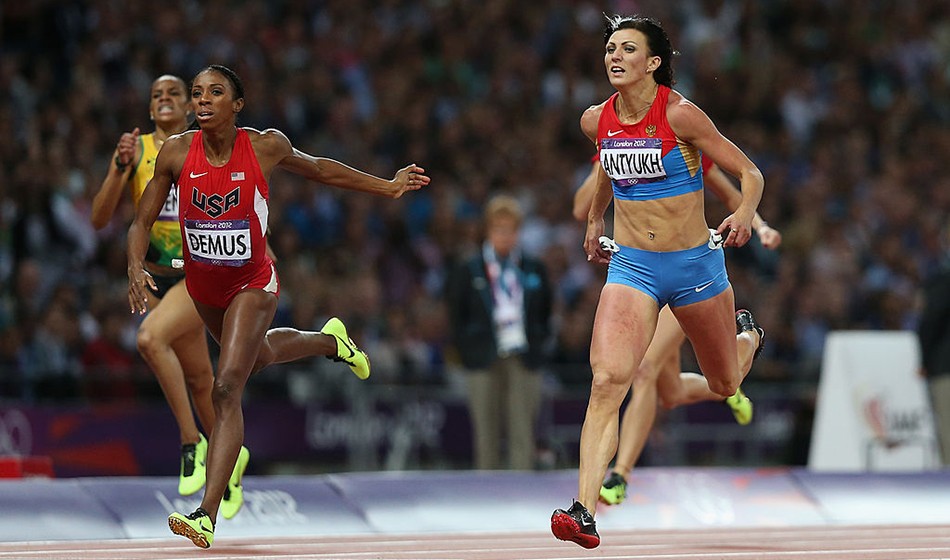 Nữ VĐV chạy 400m r&agrave;o Olympic 2012 được đ&ocirc;n l&ecirc;n HCV sau 10 năm v&igrave; đối thủ d&iacute;nh doping
