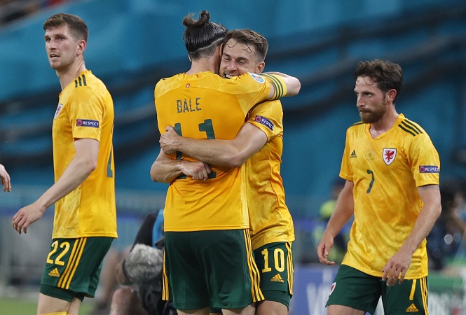 Ramsey 3 lần đối mặt với thủ môn mới ghi bàn cho Xứ Wales