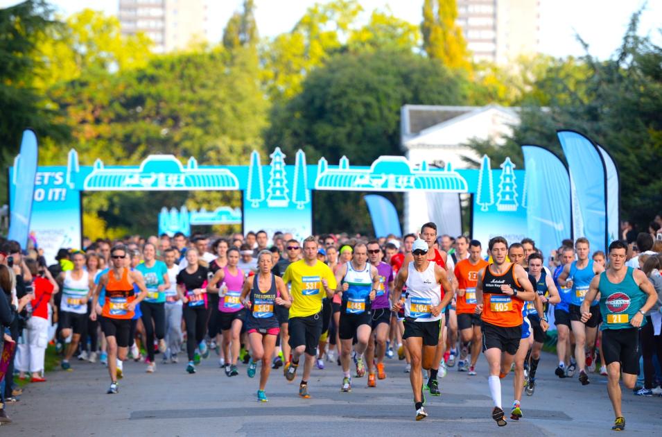 Giải marathon bị hủy giữa chừng khi hơn 1000 người vẫn đang chạy Giải marathon bị hủy giữa chừng khi hơn 1000 người vẫn đang chạy