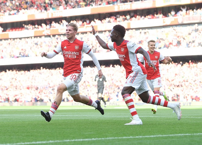 Bộ đôi tuổi đôi mươi của Arsenal làm nên lịch sử ở trận derby London