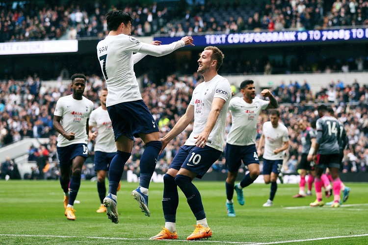 Son Heung-min gây kinh ngạc về bàn thắng chân trái cho Tottenham Son Heung-min gây kinh ngạc về bàn thắng chân trái cho Tottenham