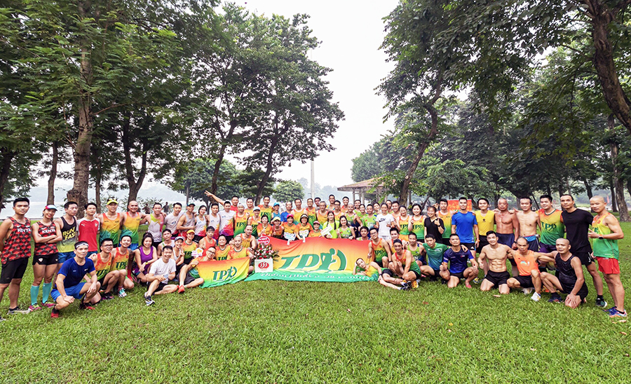 Thống Nhất Park Runners: Từ nhóm chạy ở một công viên đến CLB hùng hậu