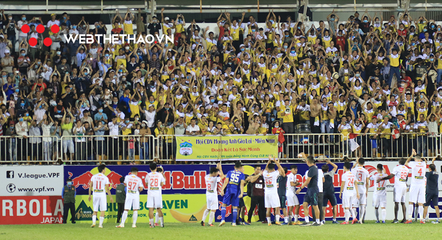 V.League 2021 đá tập trung: HAGL xem xét đứng ra đăng cai