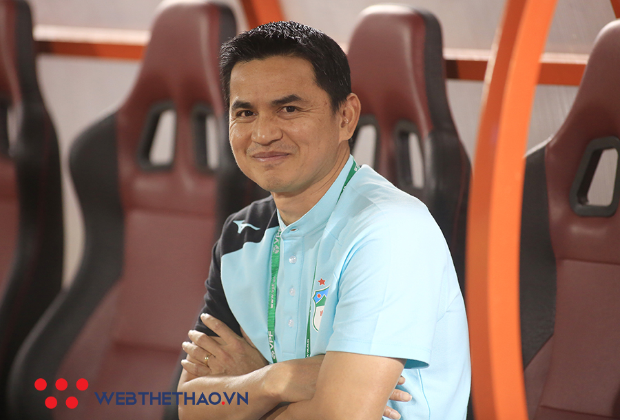 HLV Kiatisuk không tin Thái Lan vượt qua Việt Nam ở vòng loại World Cup 2022