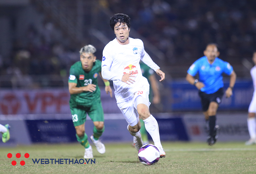 Đấu bù vòng 3 V.League: Nóng ở Lạch Tray, căng tại phố Núi