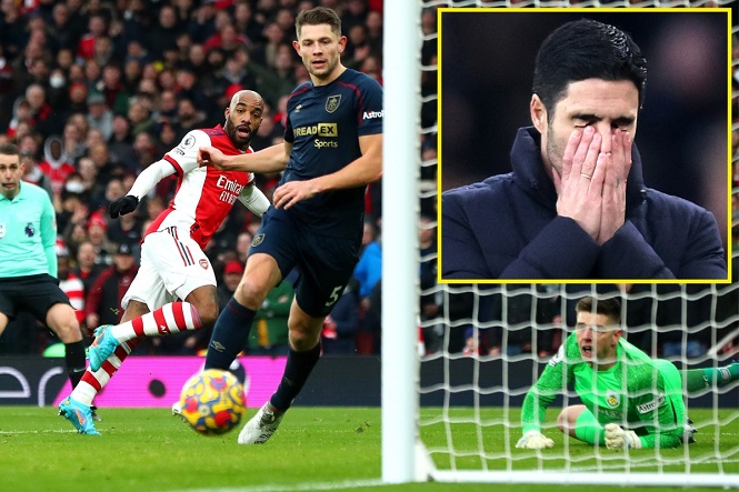 Arsenal lặp lại kỷ lục khô hạn tồi tệ sau 16 năm
