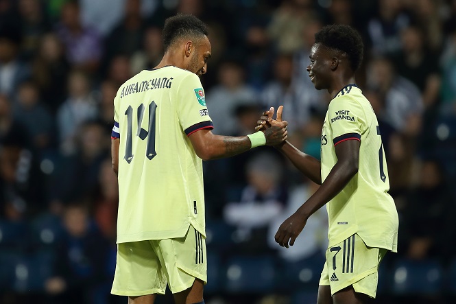 Aubameyang lập hat-trick, Odegaard kiến tạo điệu nghệ cho Arsenal