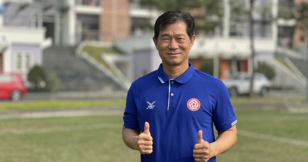 HLV Bae Jiwon dương tính với COVID-19, Viettel thiếu thuyền trưởng ở AFC Cup 2022