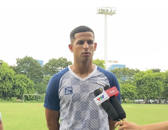 Ngoại binh khoác áo gần 20 CLB tự tin cùng Hà Nội FC vô địch V.League 2022