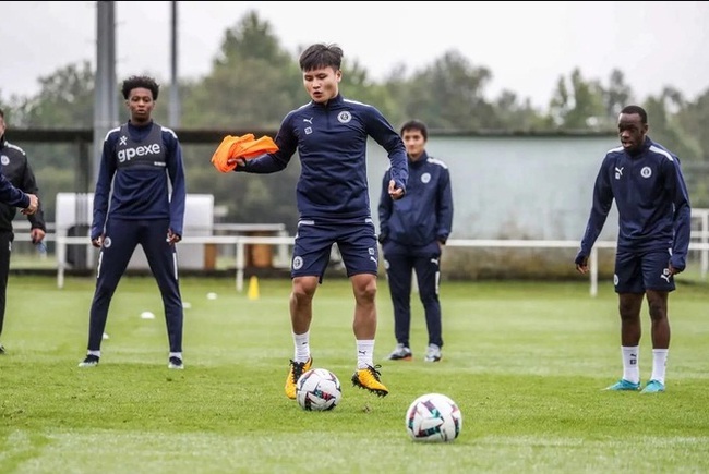 Trực tiếp Pau FC vs Landes: Quang Hải ra mắt?