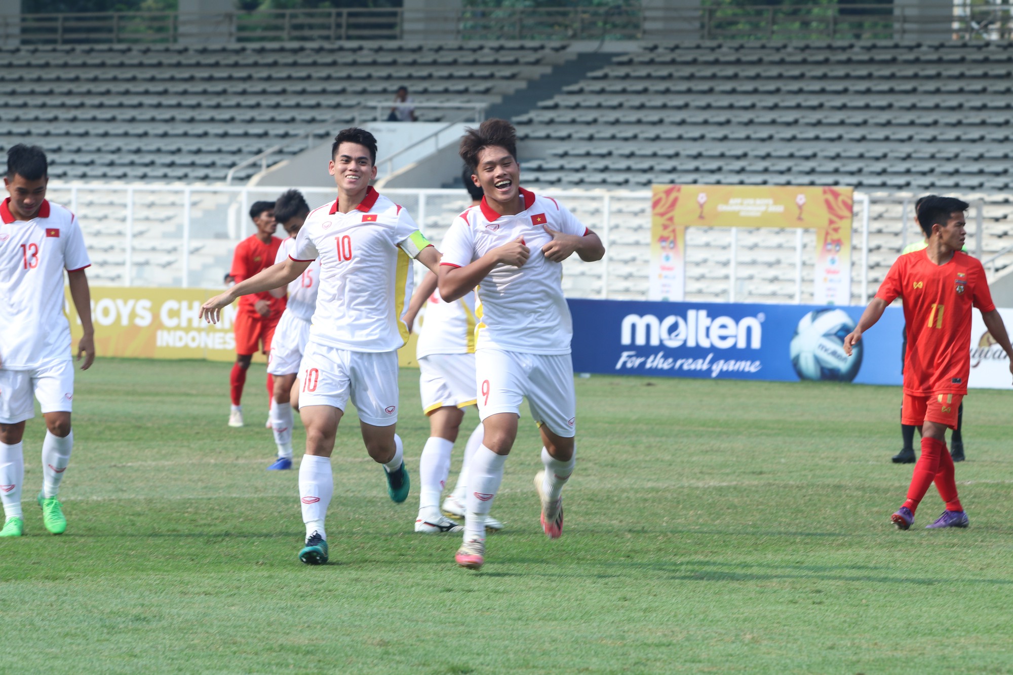 Quốc Việt giành danh hiệu Vua phá lưới giải U19 Đông Nam Á 2022