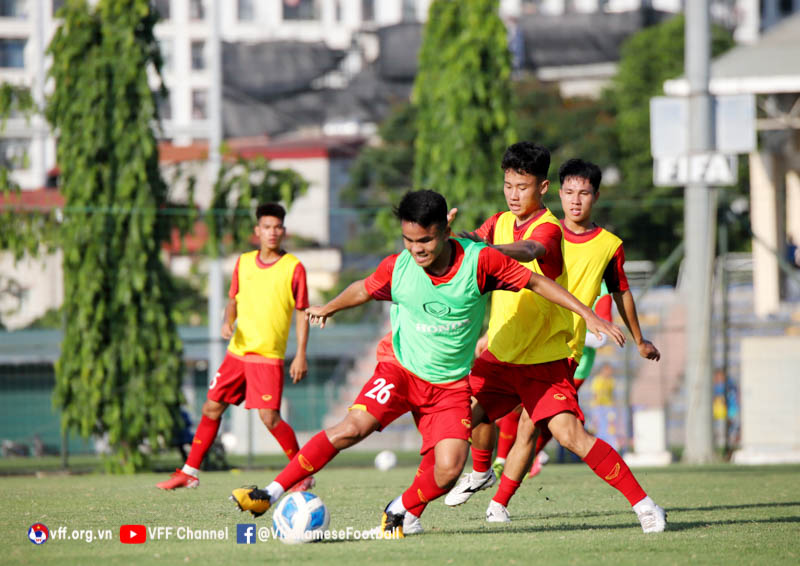 U20 Việt Nam thay đổi nhân sự, tiêm vaccine COVID-19 chuẩn bị vòng loại U20 châu Á 2023
