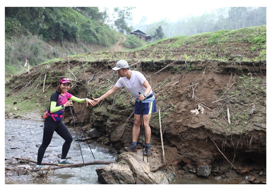 Vận động vi&ecirc;n Ba Be Jungle Marathon luyện tập thế n&agrave;o trong những ng&agrave;y gi&atilde;n c&aacute;ch?