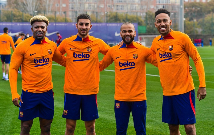 Barca bùng nổ như thế nào nhờ kỳ chuyển nhượng tháng 1? Barca bùng nổ như thế nào nhờ kỳ chuyển nhượng tháng 1?