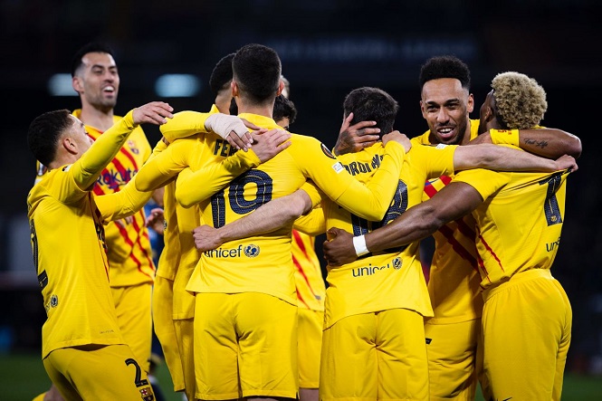 Pique ghi bàn thắng lịch sử cho Barca ở Europa League