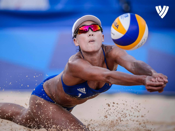 Đồng phục Olympic: Tại sao các cầu thủ bóng chuyền bãi biển mặc bikini?