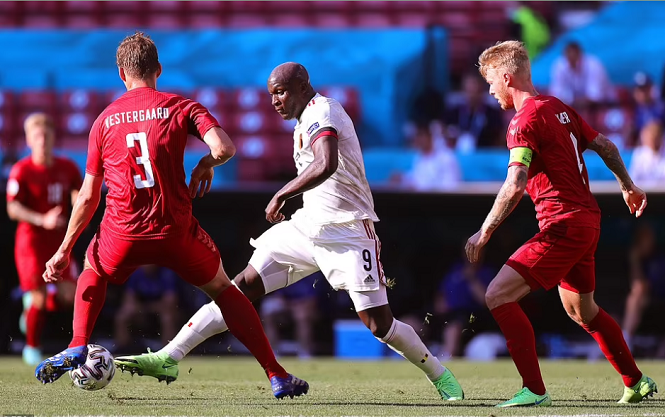 Cục diện bảng B EURO 2021: Đan Mạch chưa bị loại dù toàn thua