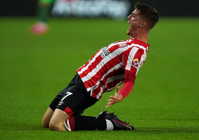 Sergi Canos bị Liverpool đem bán và ghi bàn đầu tiên của mùa giải Sergi Canos bị Liverpool đem bán và ghi bàn đầu tiên của mùa giải