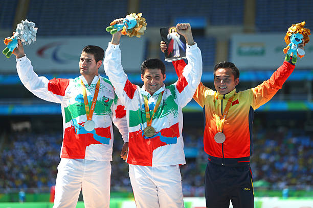 Tuyển thủ n&eacute;m lao Cao Ngọc H&ugrave;ng tranh huy chương Paralympic Tokyo