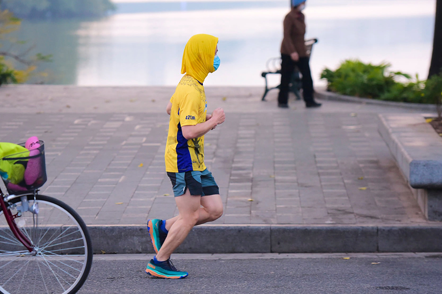 Tư vấn chạy bộ mùa đông chuẩn bị cho các giải chạy marathon Tư vấn chạy bộ mùa đông chuẩn bị cho các giải chạy marathon