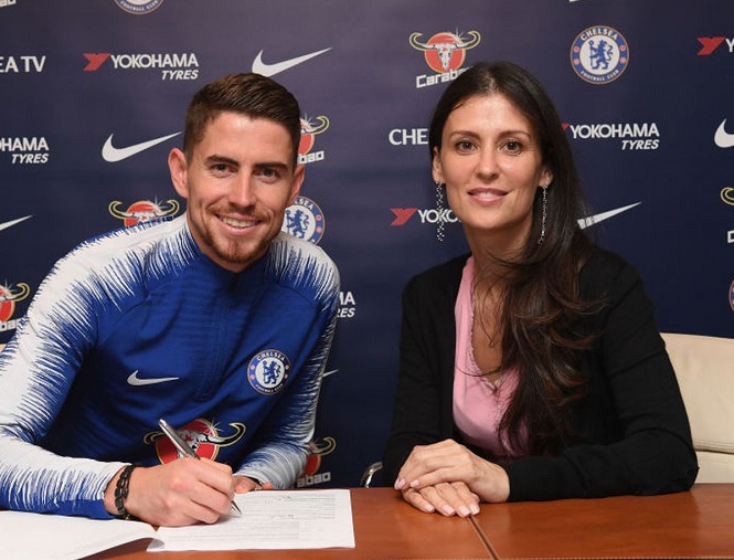 Chelsea có nguy cơ mất chuyên gia chuyển nhượng khi Abramovich bán CLB