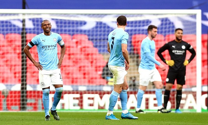 Guardiola đáp trả chỉ trích Man City thiếu tôn trọng FA Cup