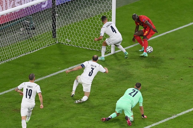 Chiellini trở lại và “nhốt” Lukaku trong sự bất lực trước Italia