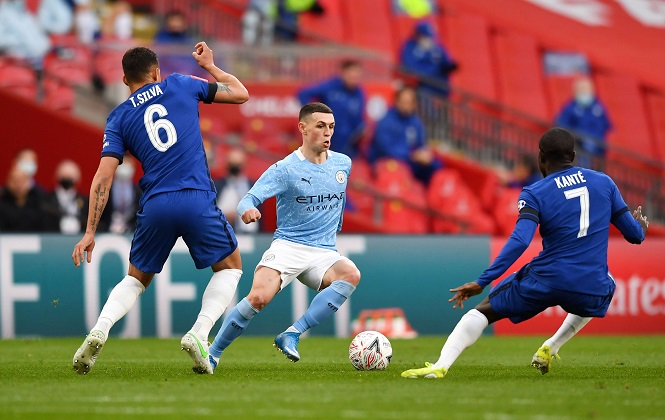 Trận chung kết Champions League có thể chuyển sang Anh?