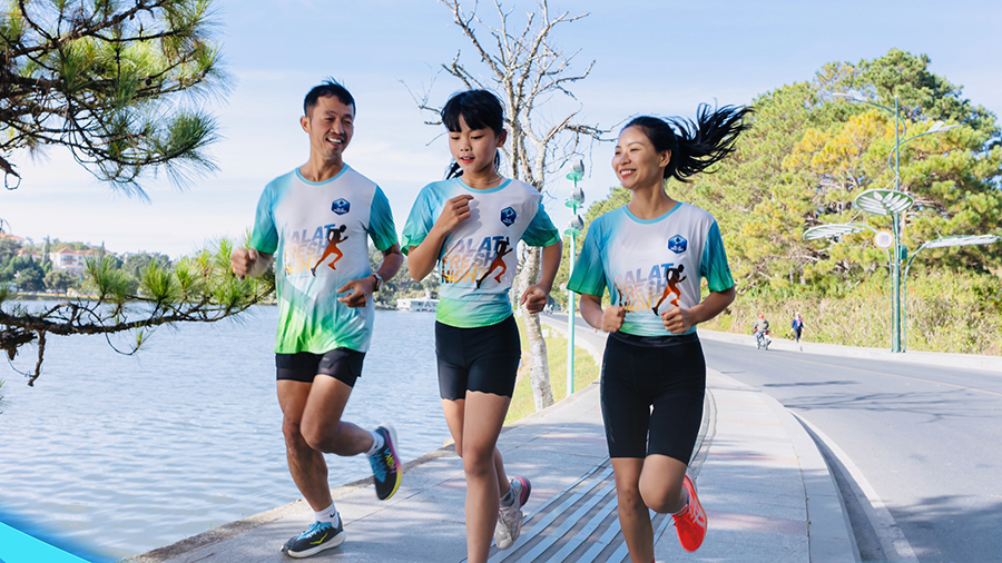 Đường chạy đêm tươi mới tại thành phố ngàn hoa Đà Lạt
