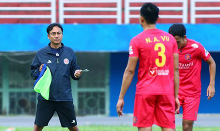 V.League 2021 trì hoãn, các CLB thay đổi xoành xoạch kế hoạch tập luyện