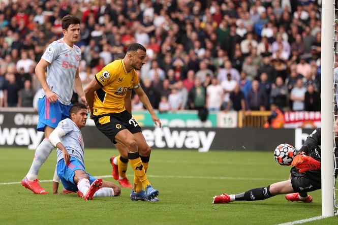 De Gea cứu thua không tưởng cho MU trước Wolves