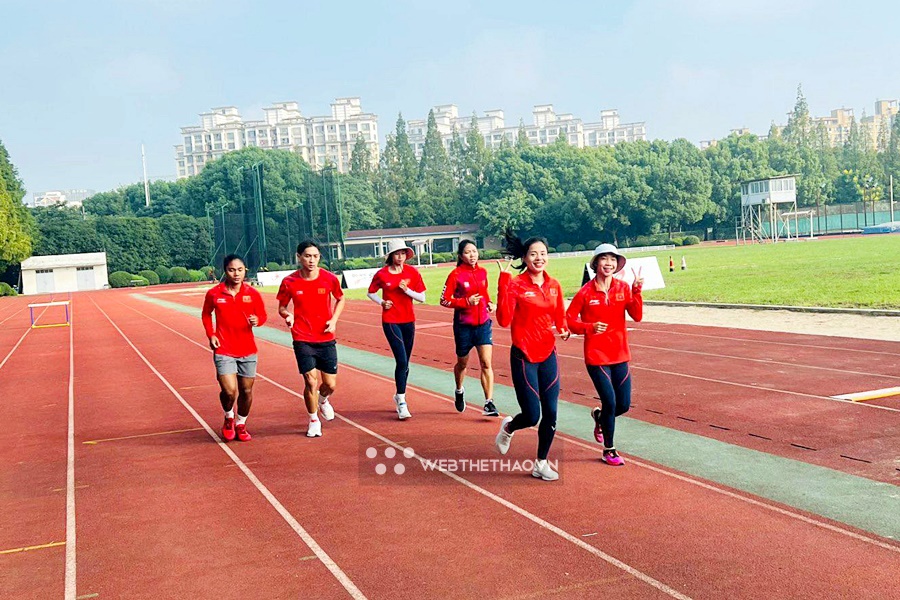 Tuyển điền kinh Việt Nam chuẩn bị nhập Làng VĐV Asiad 19