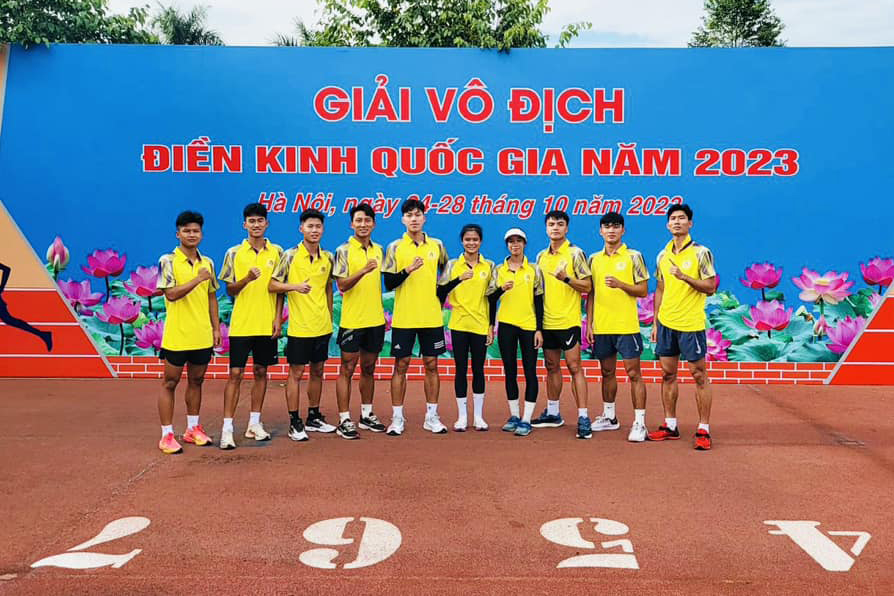 Khu quân sự Miếu Môn mở cửa cho CĐV đến cổ vũ Giải điền kinh quốc gia 2023 Khu quân sự Miếu Môn mở cửa cho CĐV đến cổ vũ Giải điền kinh quốc gia 2023