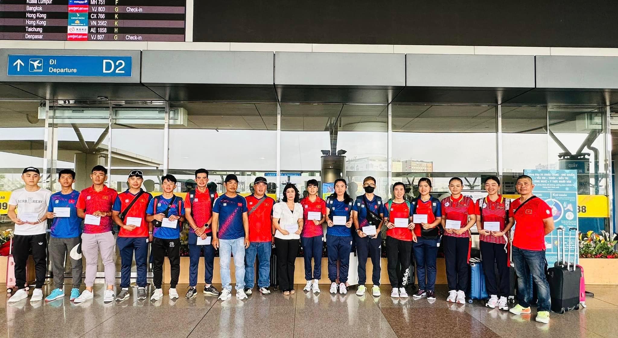 Tuyển xe đạp đường trường Việt Nam dự giải ch&acirc;u &Aacute; sau SEA Games 32