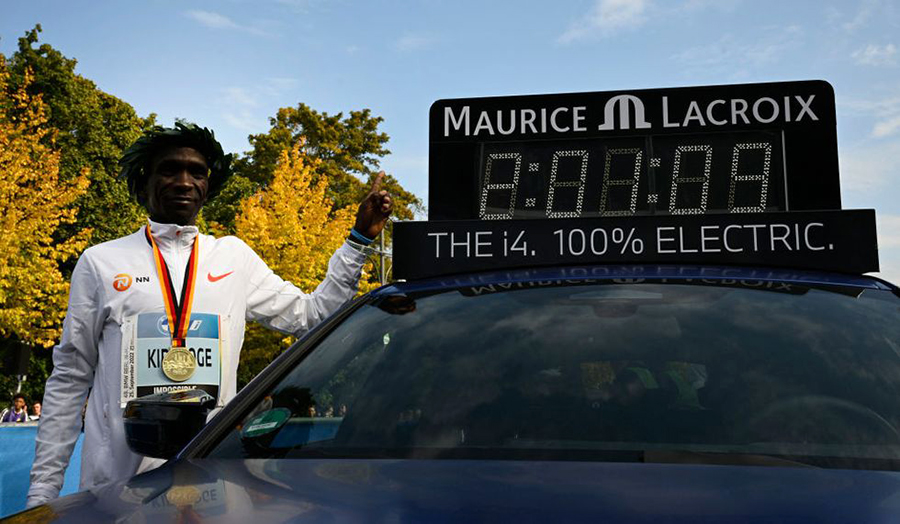 Những thống k&ecirc; kh&oacute; tin trong h&agrave;nh tr&igrave;nh lập kỷ lục thế giới chạy 42,195km của Eliud Kipchoge