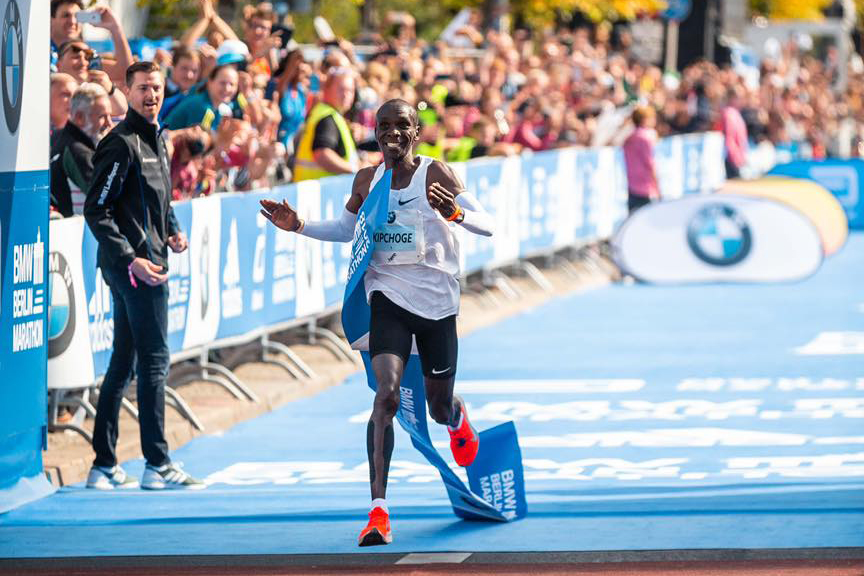 Chờ Eliud Kipchoge phá kỷ lục thế giới chạy 42,195km tại Berlin Marathon 2022 Chờ Eliud Kipchoge phá kỷ lục thế giới chạy 42,195km tại Berlin Marathon 2022