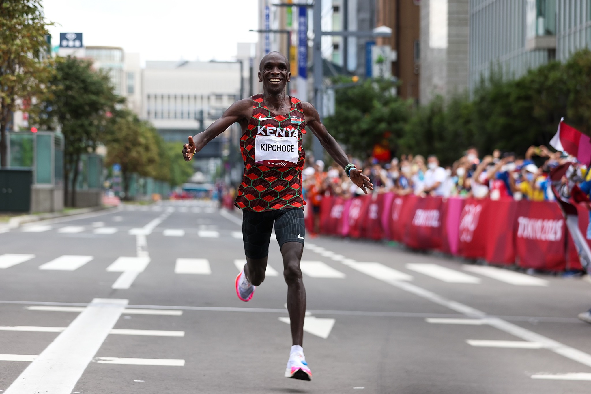 Điền kinh Kenya công bố đội tuyển dự marathon Olympic Paris 2024, Eliud Kipchoge săn kỷ lục chưa từng có