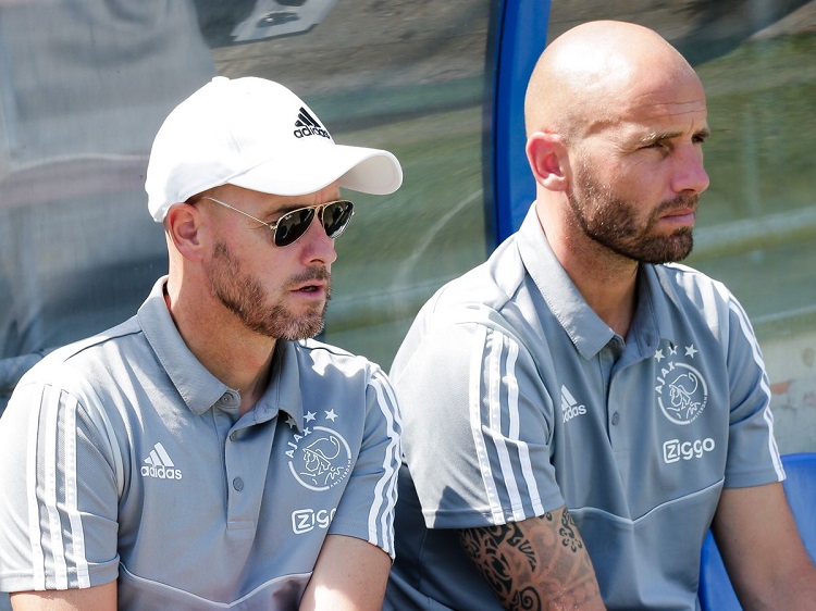 Erik ten Hag đưa ra quyết định cho vị trí trợ lý HLV tại MU