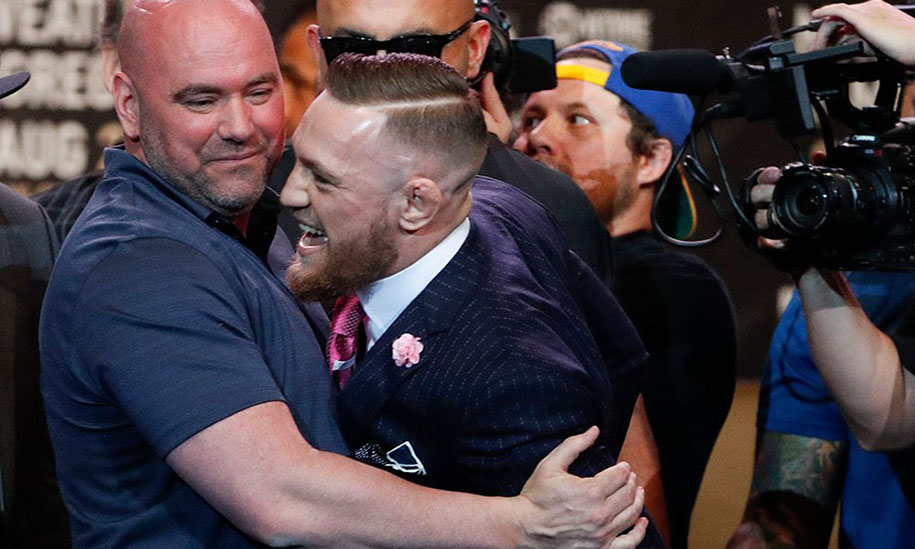 Dana White: ‘Conor nên ngồi yên và tập trung cho Lightweight’