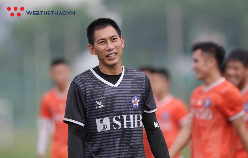 Thủ môn Tuấn Mạnh chưa vội nghĩ đến ngày trở lại ĐT Việt Nam