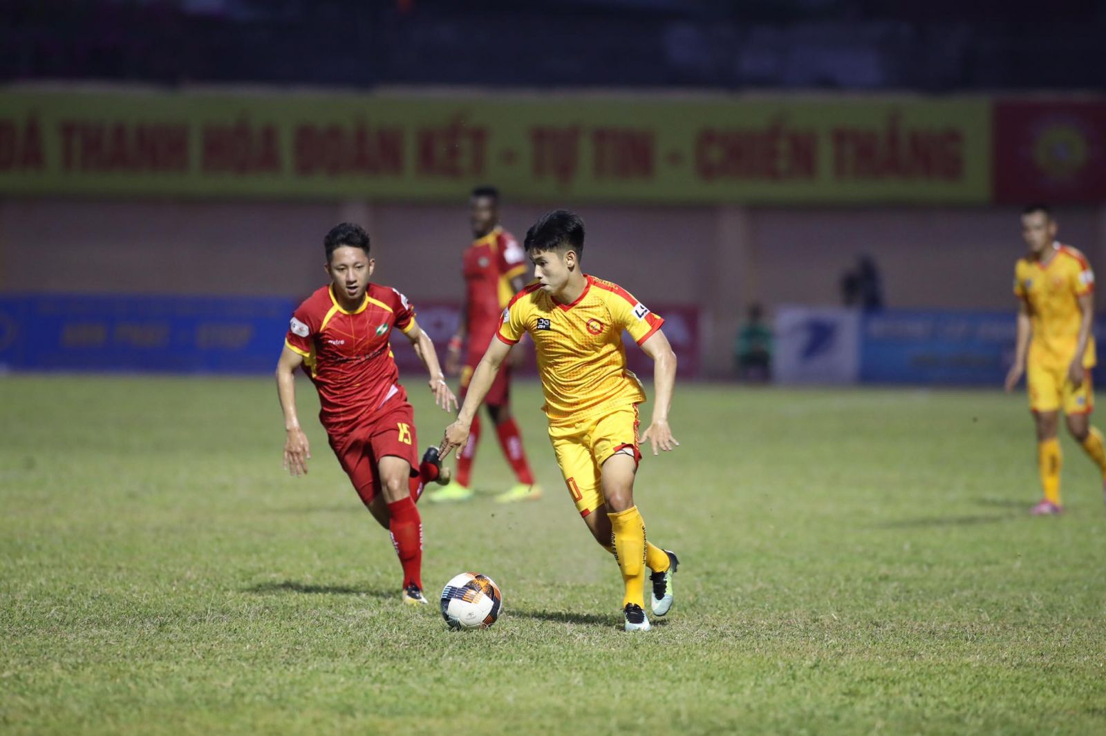 Thanh Hóa FC gây sốc với giá vé… trên trời